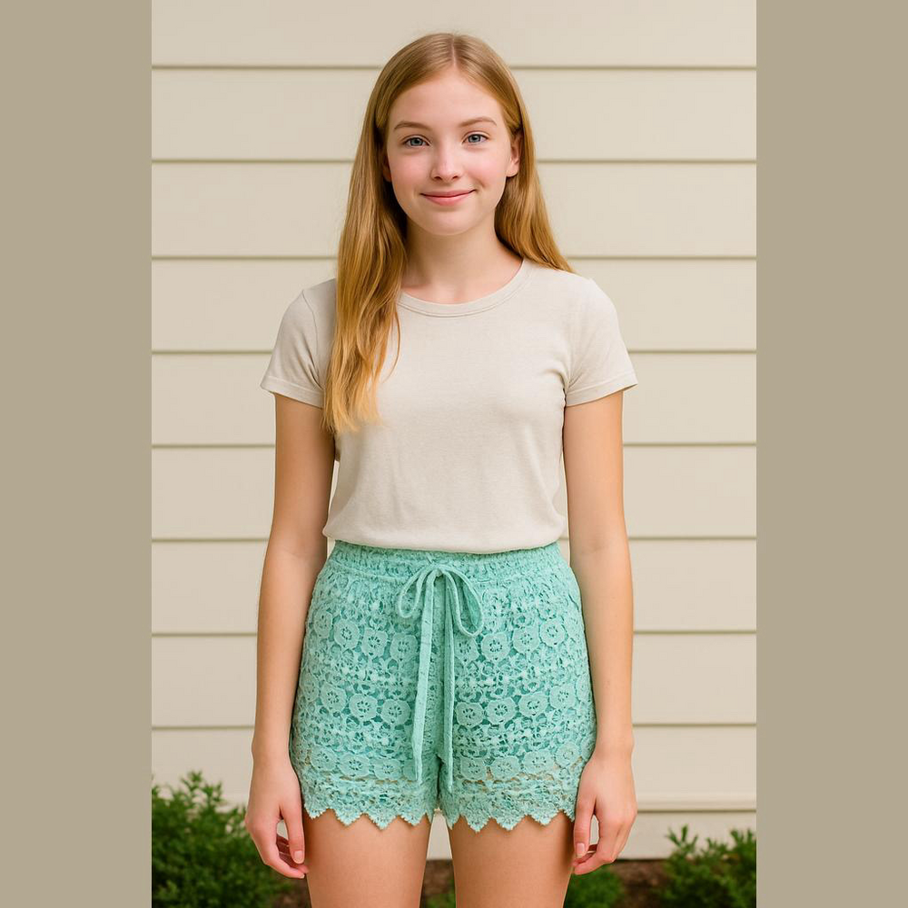 Wallflower Women's Lace shorty Shorts - Mint Green
